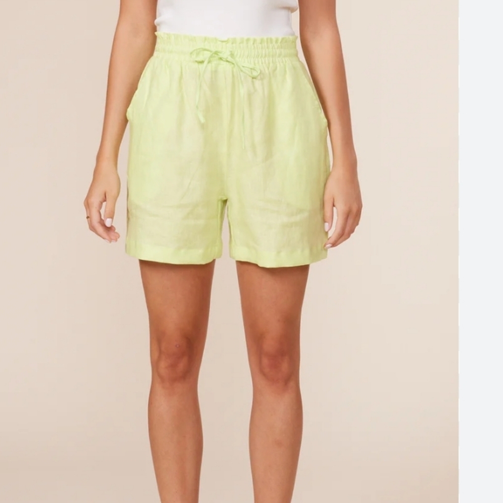 NEW LUCY PARIS kelia short in lime Linen